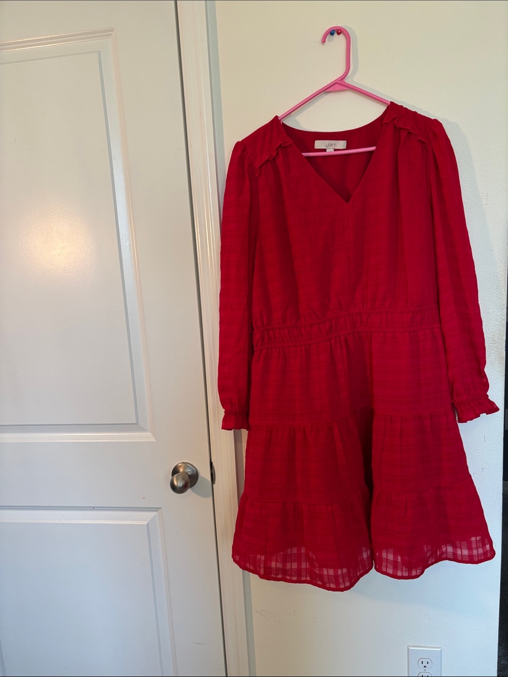 LOFT Red V-Neck Long-Sleeve Tiered Dress